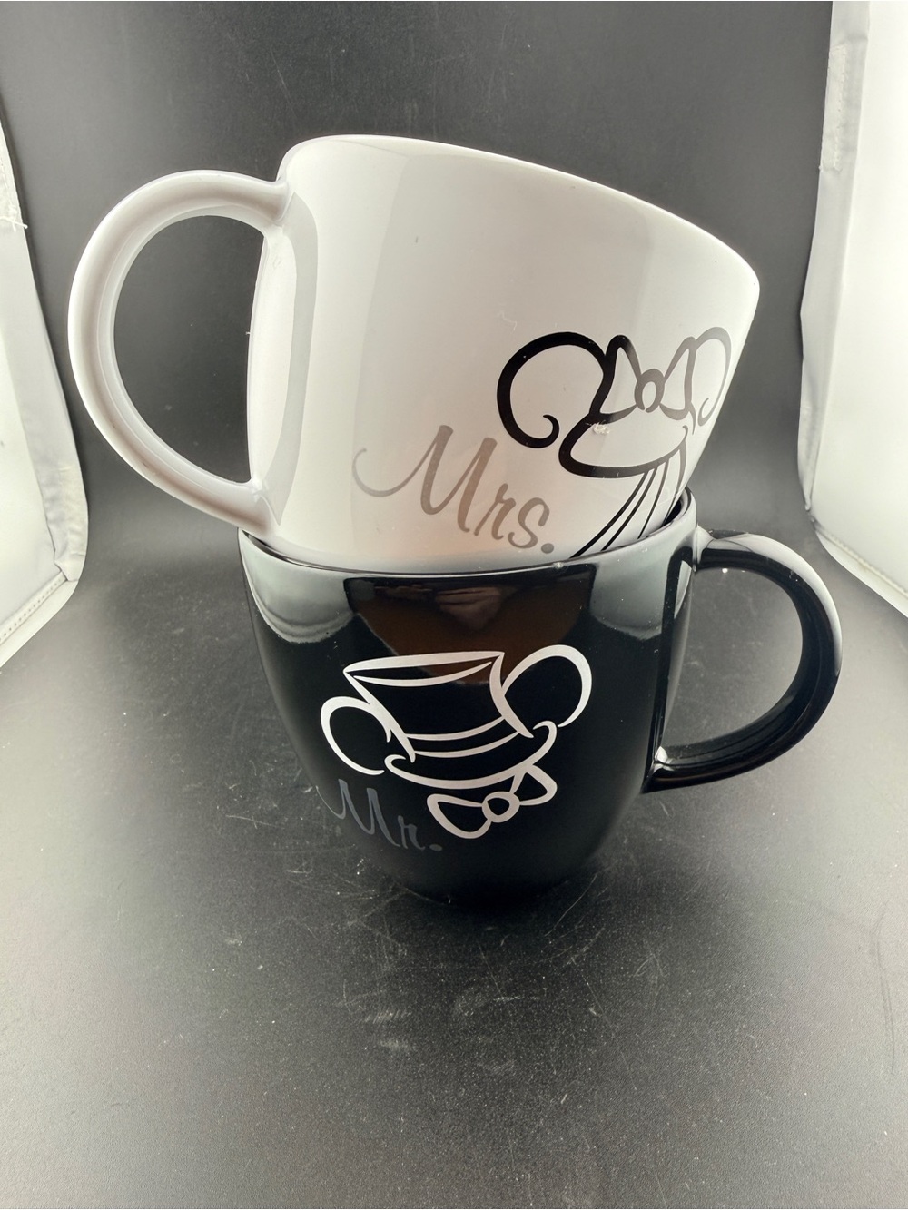Disney Parks Exclusive Mr. & Mrs. Mickey and Minnie Mouse Wedding Mug Set.